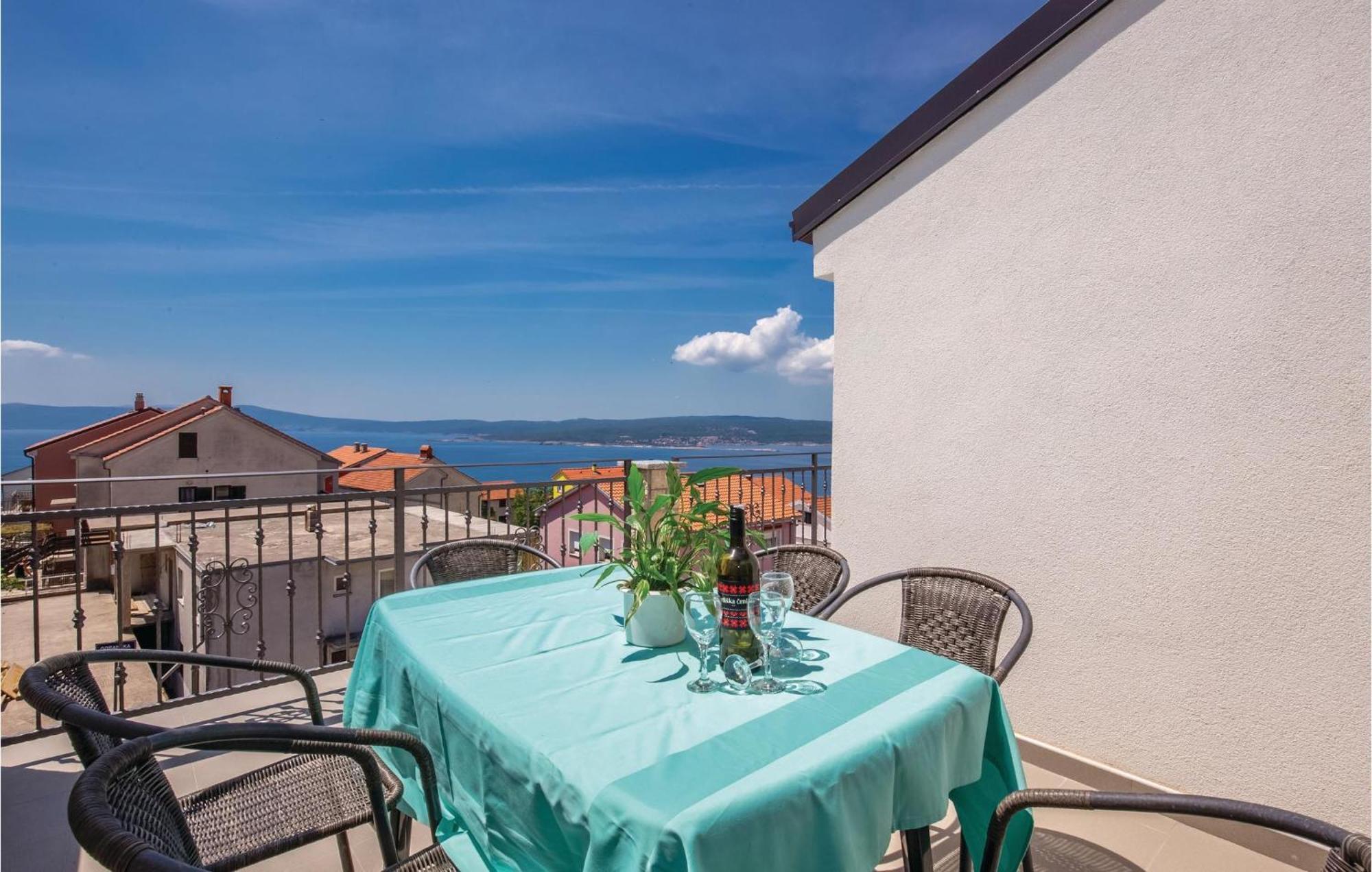 Nice Apartment In Crikvenica With Wifi Exterior foto
