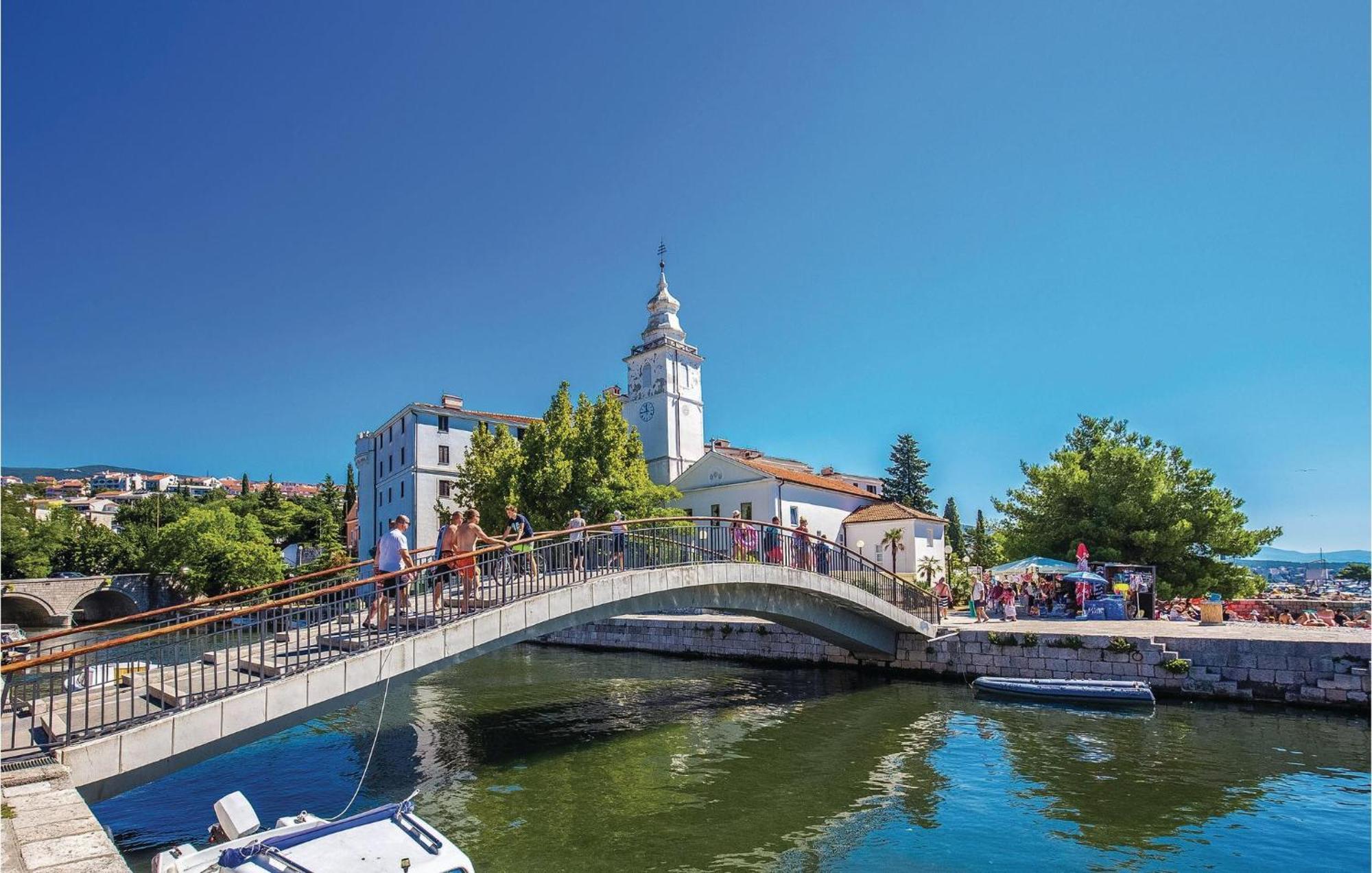Nice Apartment In Crikvenica With Wifi Exterior foto