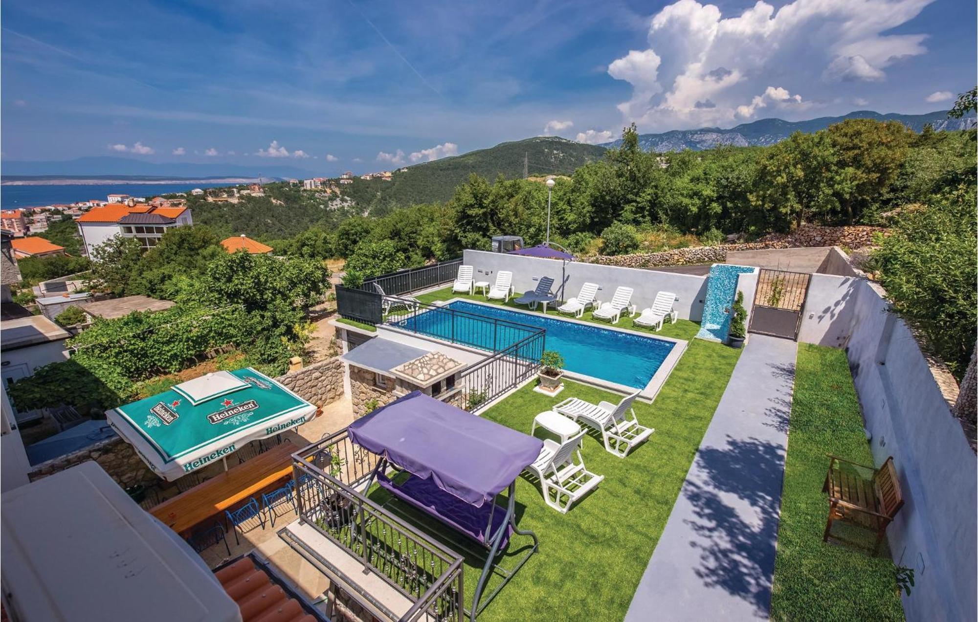 Nice Apartment In Crikvenica With Wifi Exterior foto